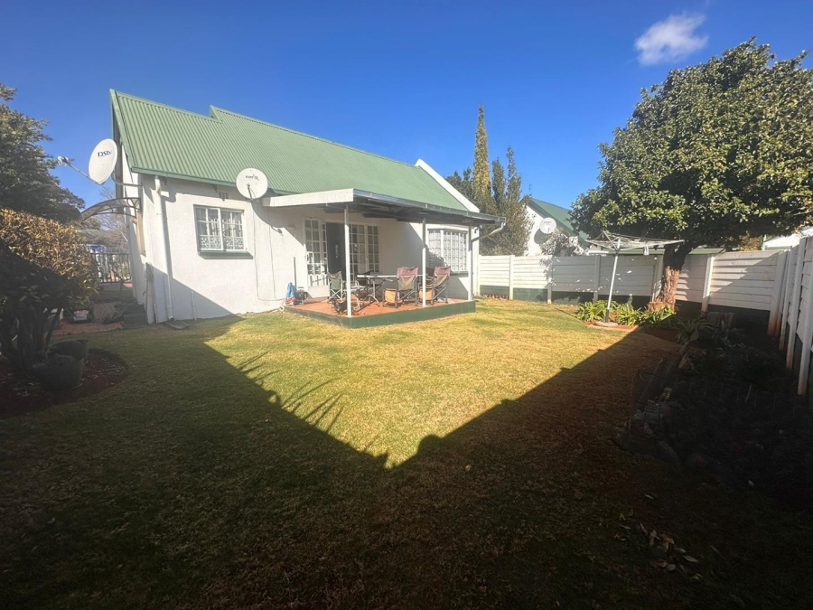 To Let 2 Bedroom Property for Rent in Bergbron Gauteng