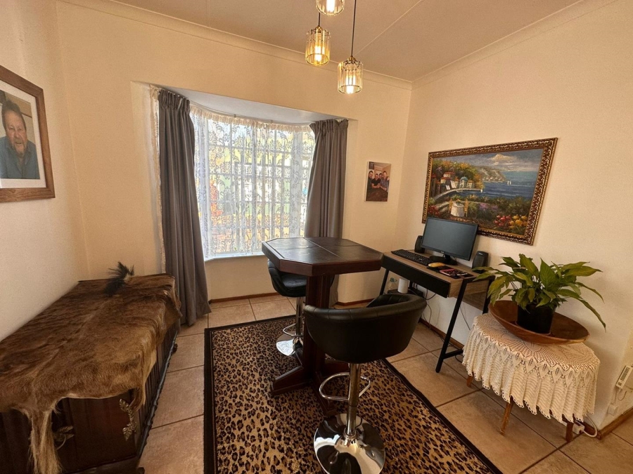 To Let 2 Bedroom Property for Rent in Bergbron Gauteng