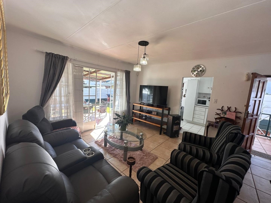 To Let 2 Bedroom Property for Rent in Bergbron Gauteng