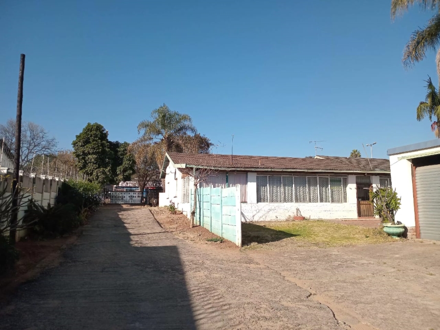4 Bedroom Property for Sale in Silverton Gauteng