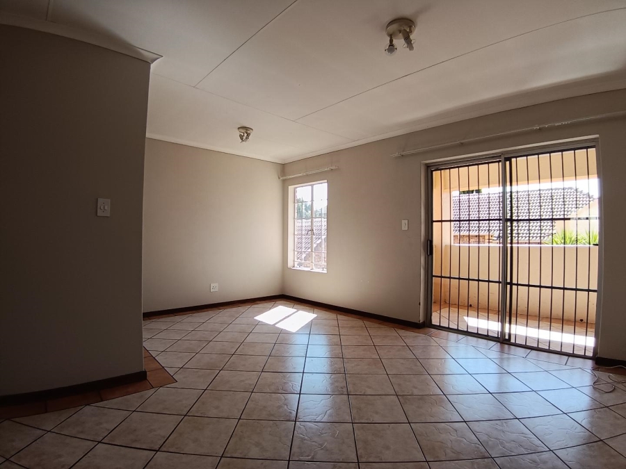 To Let 2 Bedroom Property for Rent in Olympus Gauteng