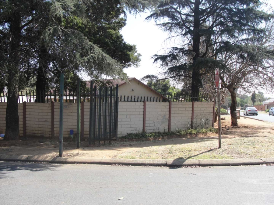 3 Bedroom Property for Sale in Birch Acres Gauteng