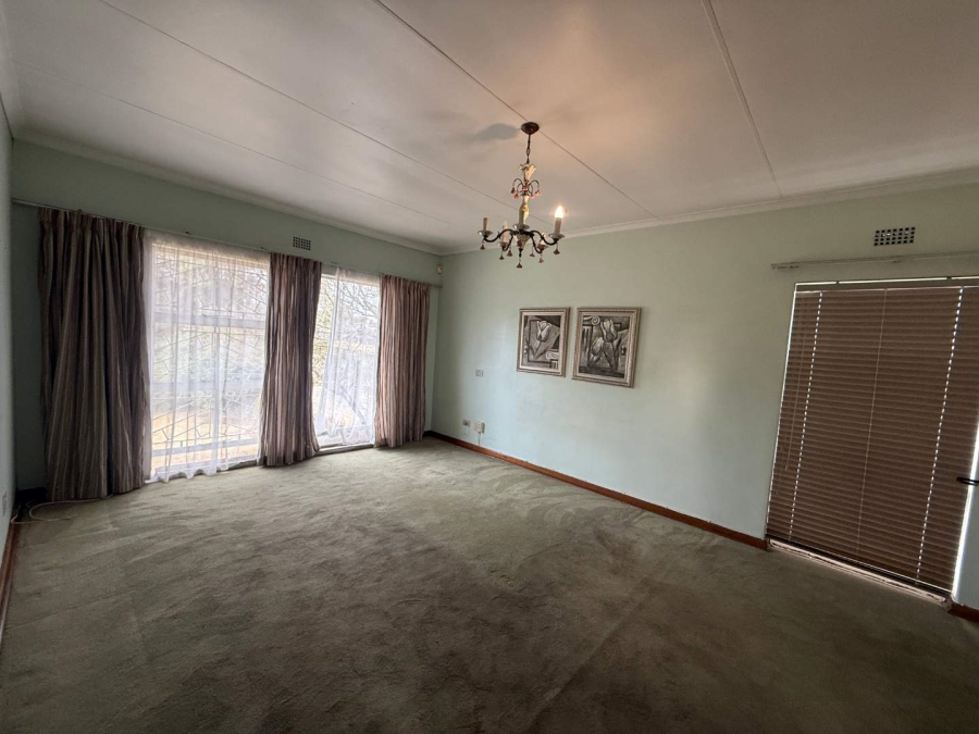 To Let 4 Bedroom Property for Rent in Florida Park Gauteng