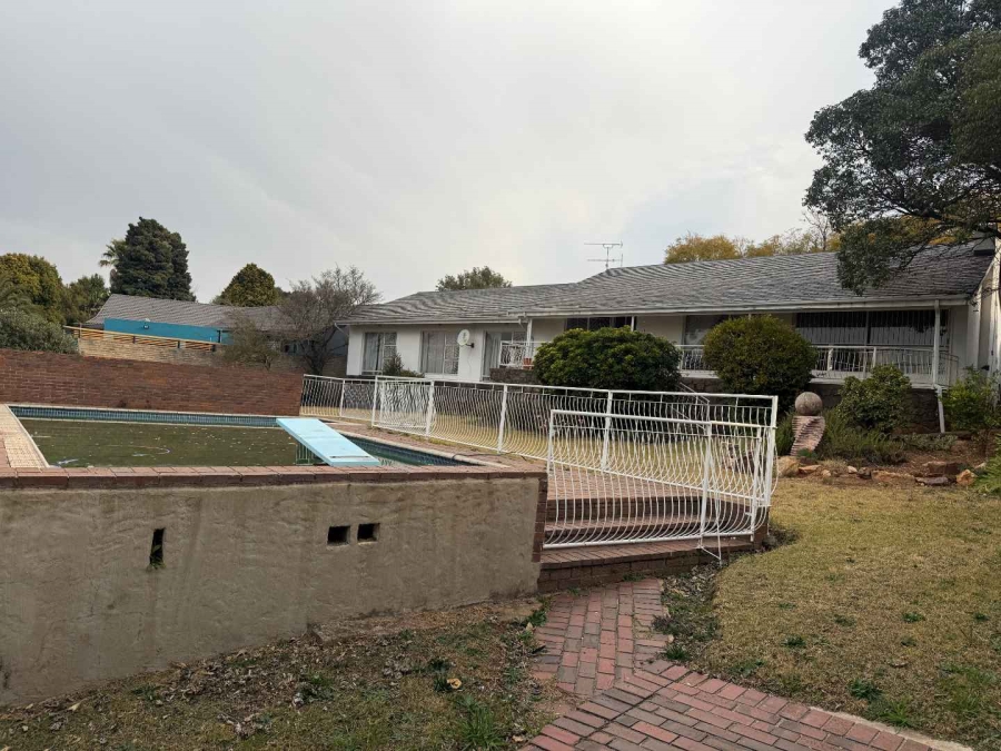 To Let 4 Bedroom Property for Rent in Florida Park Gauteng