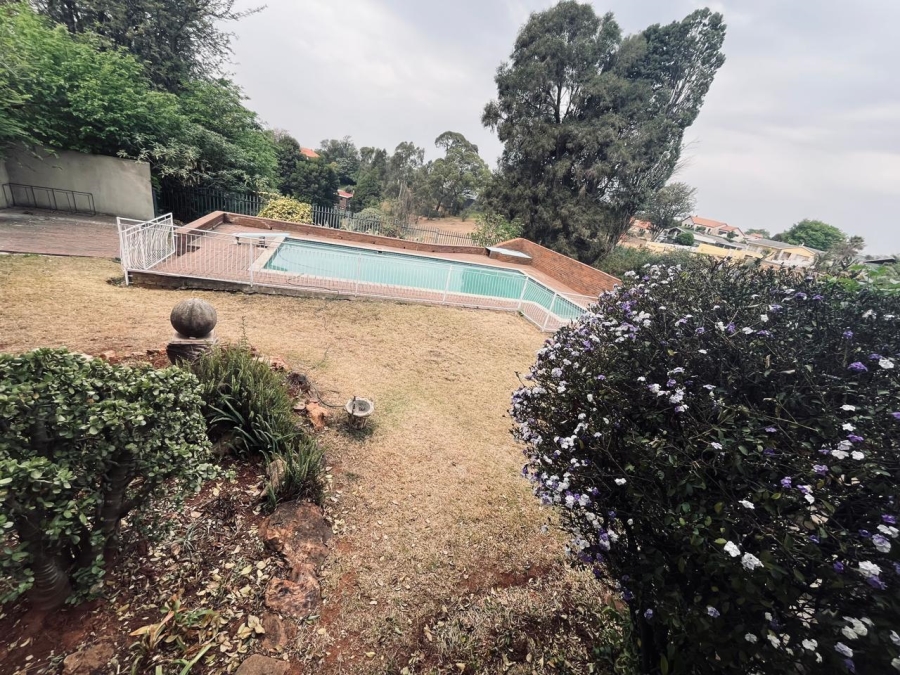 To Let 4 Bedroom Property for Rent in Florida Park Gauteng