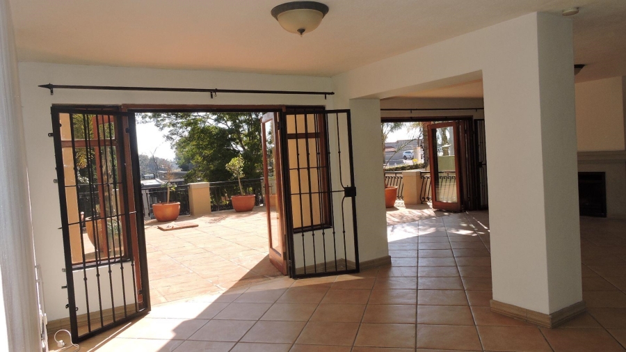 4 Bedroom Property for Sale in Waterkloof Gauteng