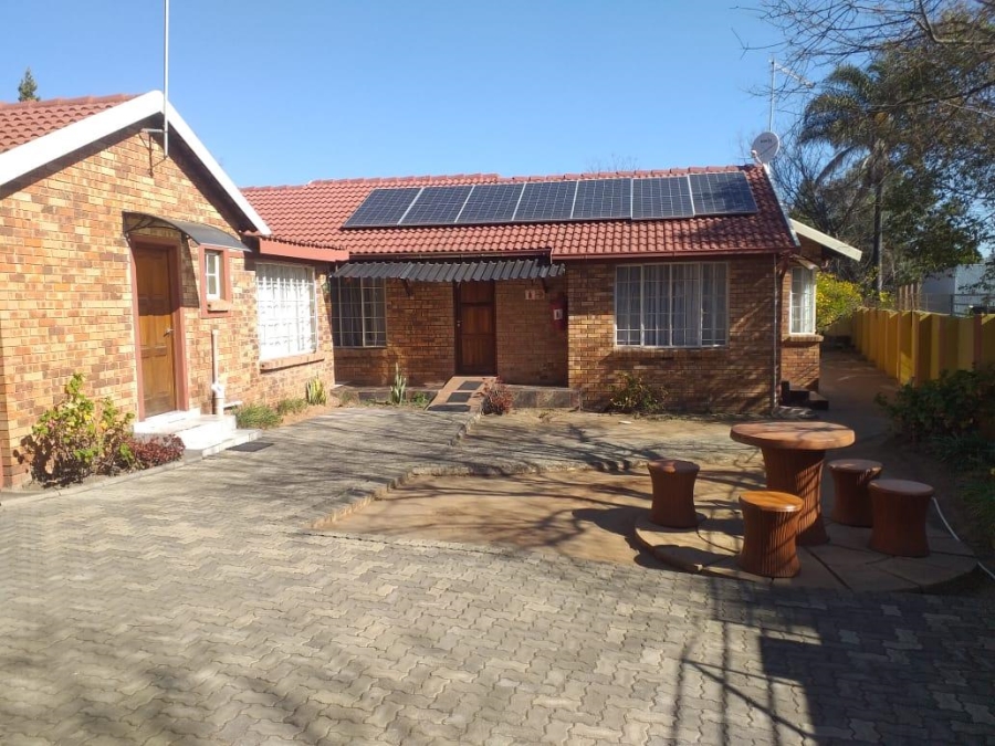 11 Bedroom Property for Sale in Birch Acres Ext 5 Gauteng