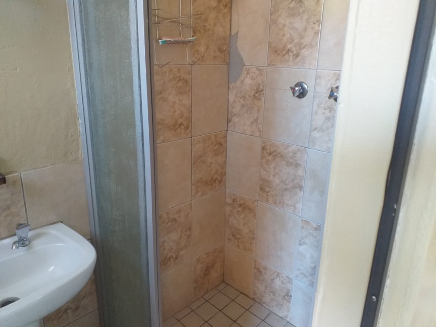 11 Bedroom Property for Sale in Birch Acres Ext 5 Gauteng