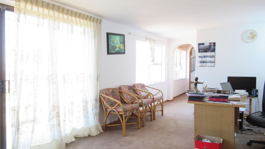 3 Bedroom Property for Sale in Oakdene Gauteng