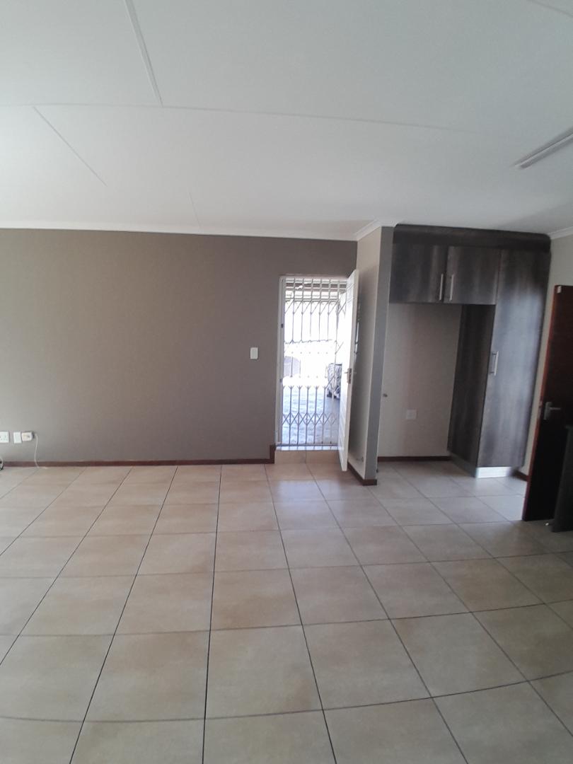 3 Bedroom Property for Sale in Elandshaven Gauteng