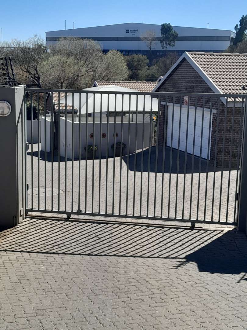 3 Bedroom Property for Sale in Elandshaven Gauteng