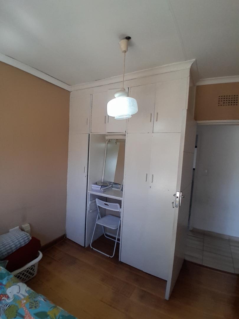 4 Bedroom Property for Sale in Verwoerdpark Gauteng