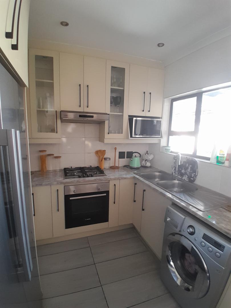 4 Bedroom Property for Sale in Verwoerdpark Gauteng