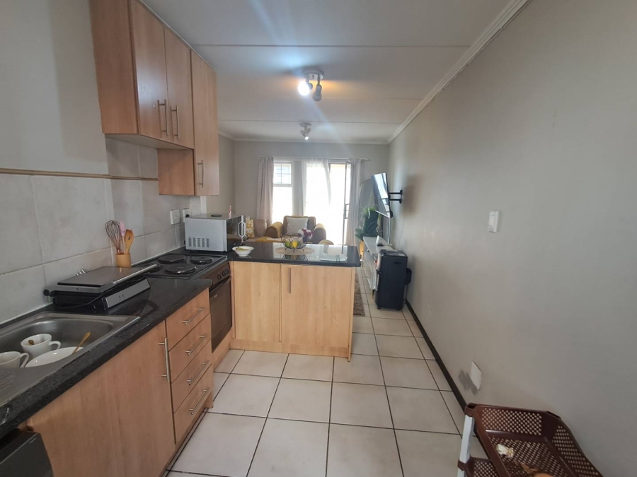 2 Bedroom Property for Sale in Summerfields Estate Gauteng