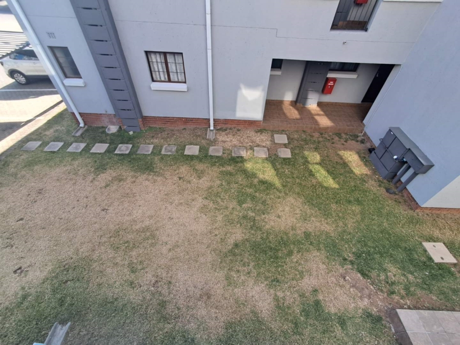 2 Bedroom Property for Sale in Summerfields Estate Gauteng