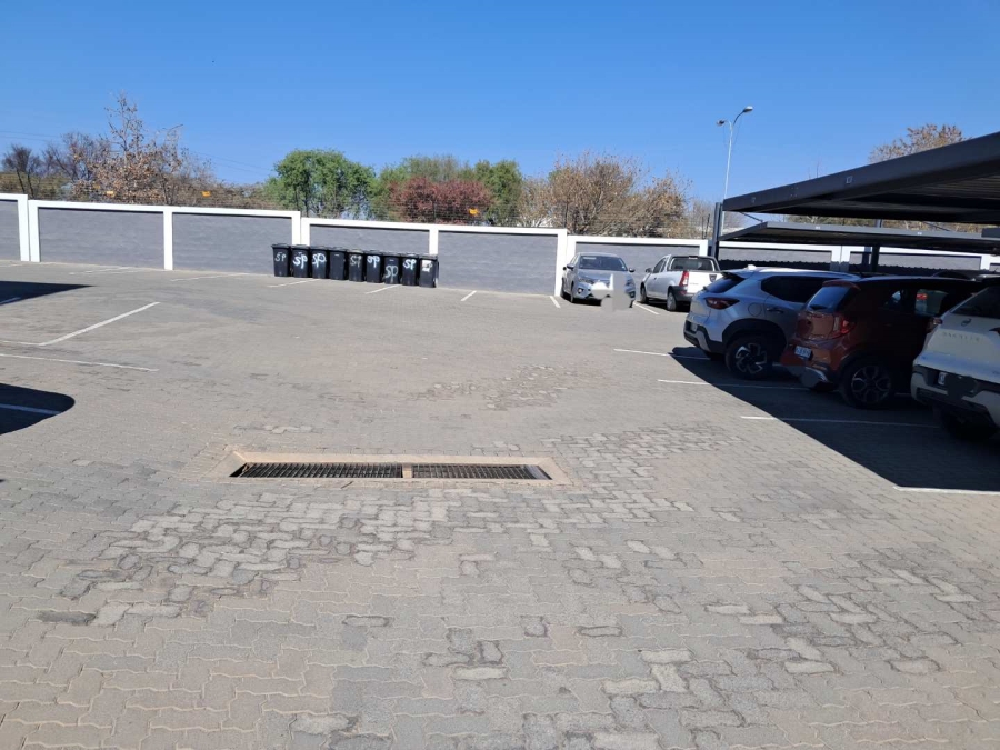 2 Bedroom Property for Sale in Summerfields Estate Gauteng