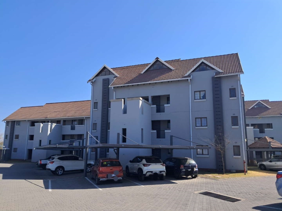 2 Bedroom Property for Sale in Summerfields Estate Gauteng