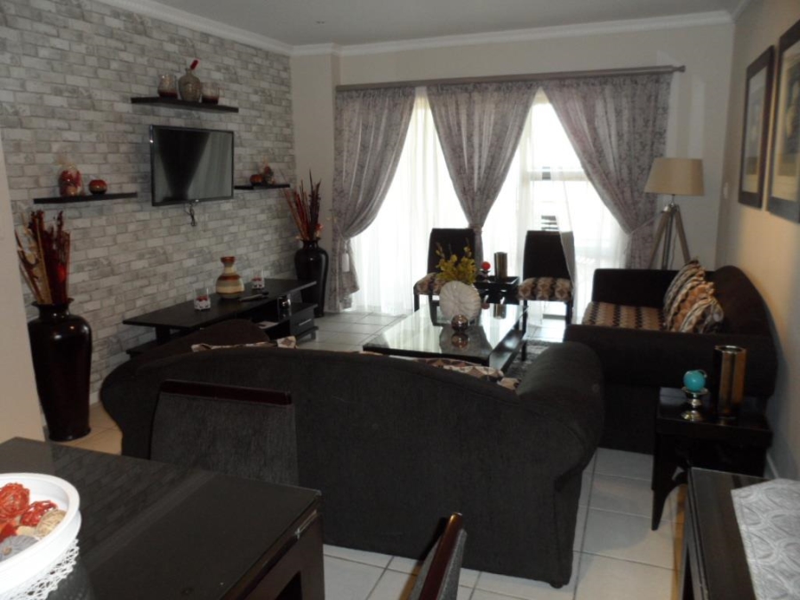 To Let 2 Bedroom Property for Rent in Morningside Gauteng