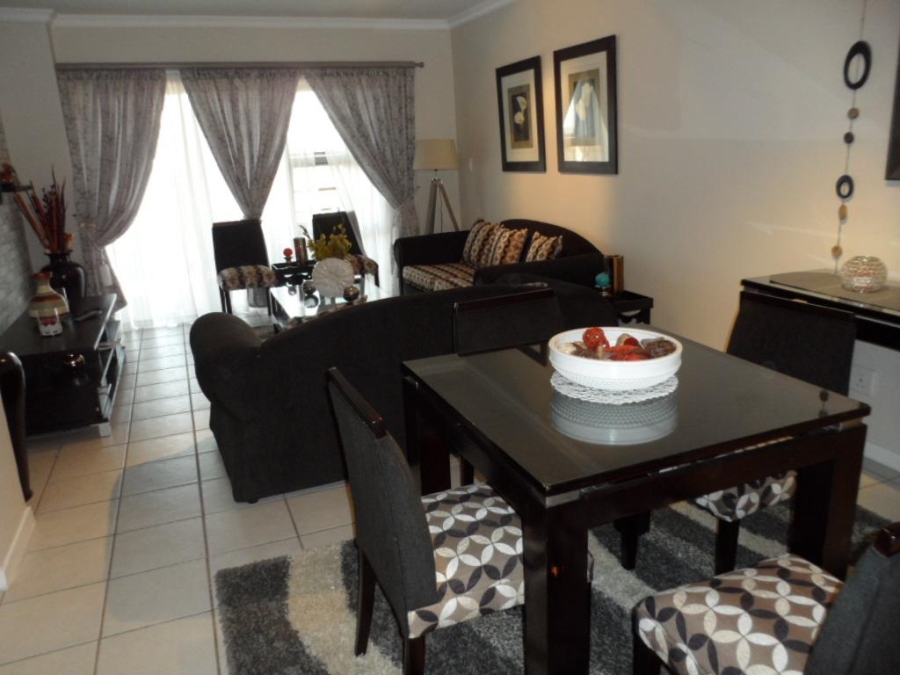 To Let 2 Bedroom Property for Rent in Morningside Gauteng
