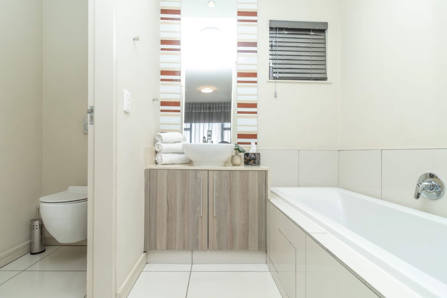 2 Bedroom Property for Sale in Rosebank Gauteng