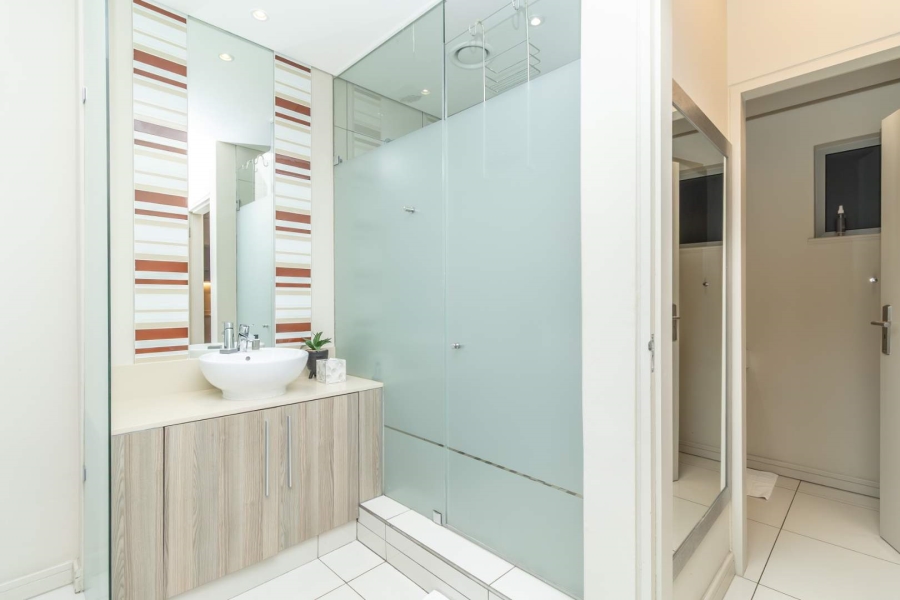2 Bedroom Property for Sale in Rosebank Gauteng