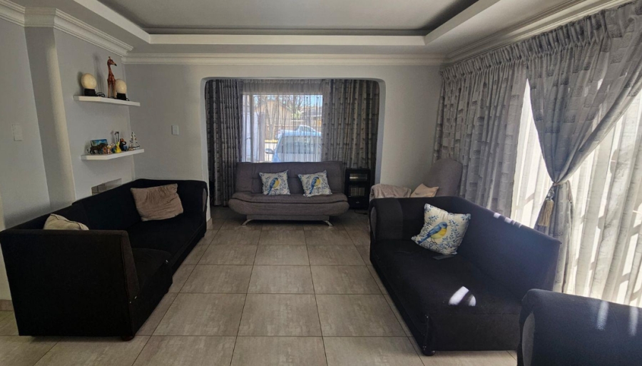 3 Bedroom Property for Sale in Raceview Gauteng