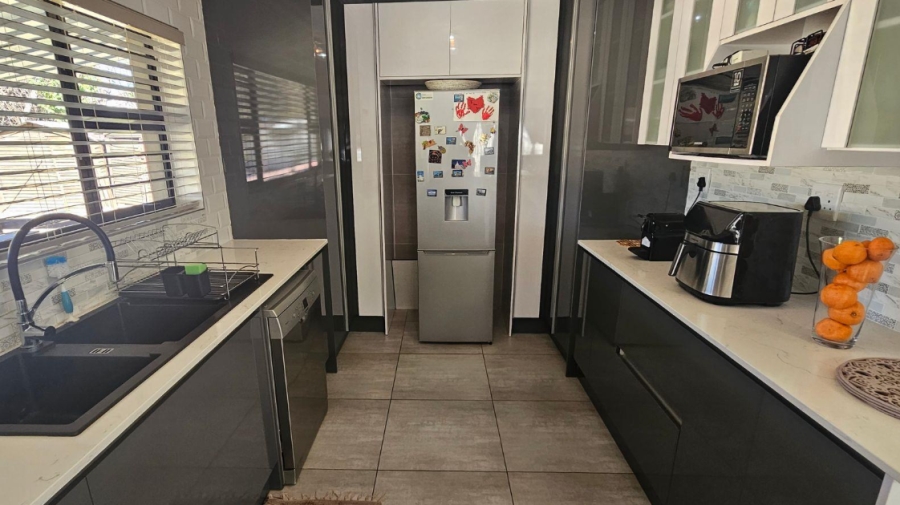 3 Bedroom Property for Sale in Raceview Gauteng