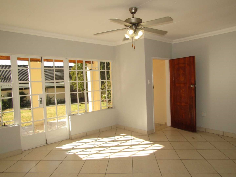 1 Bedroom Property for Sale in Theresa Park Gauteng