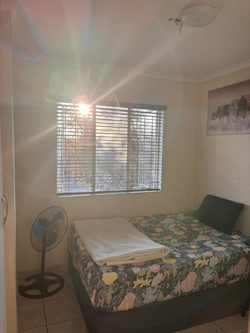2 Bedroom Property for Sale in Greenstone Hill Gauteng
