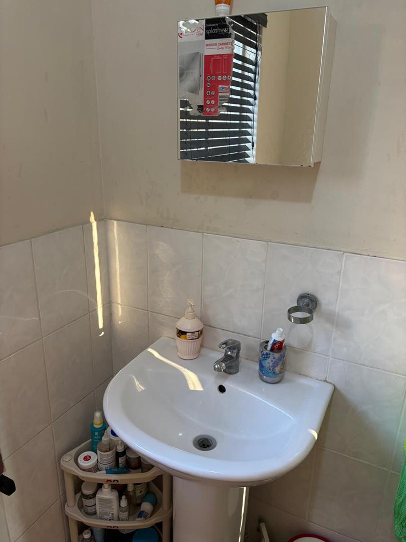 2 Bedroom Property for Sale in Greenstone Hill Gauteng