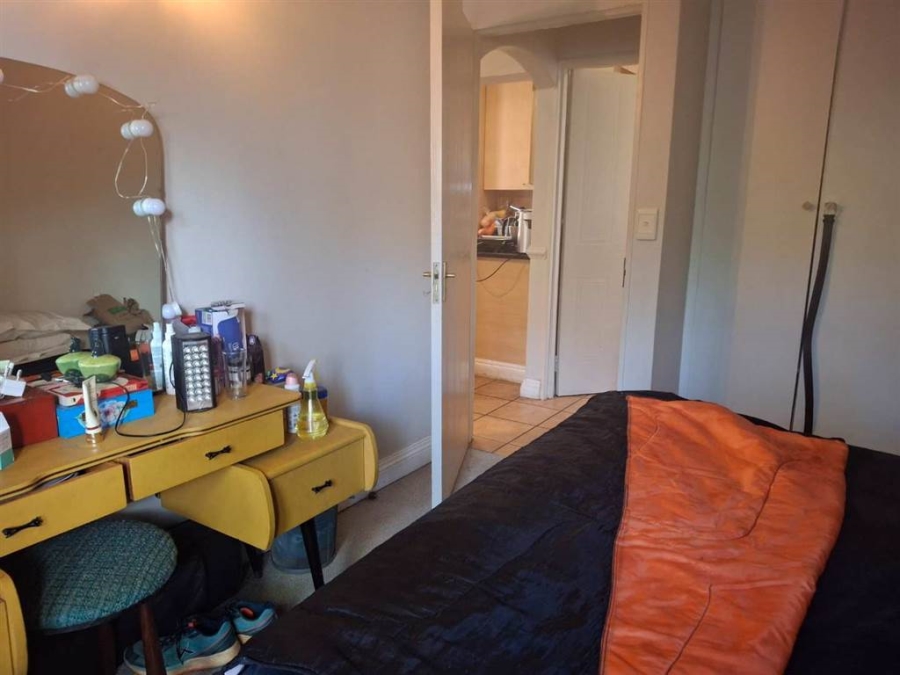 To Let 1 Bedroom Property for Rent in Waverley Gauteng