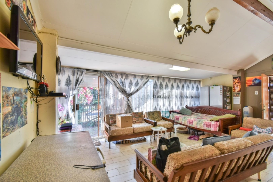5 Bedroom Property for Sale in Magalieskruin Gauteng