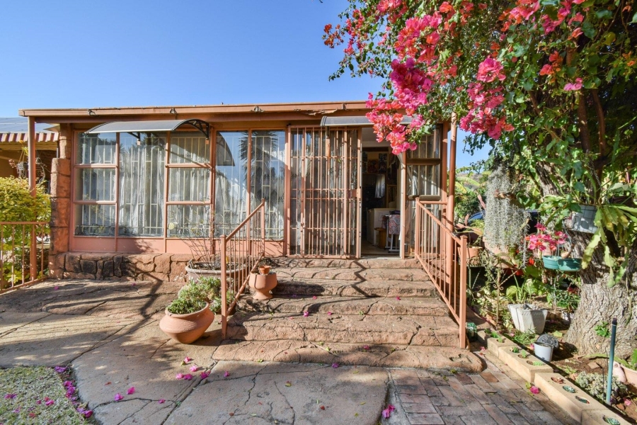 5 Bedroom Property for Sale in Magalieskruin Gauteng