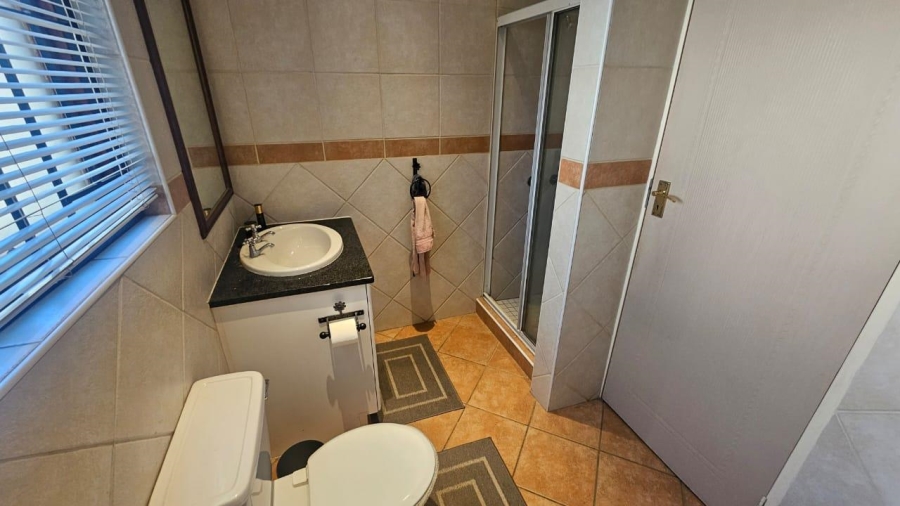 To Let 2 Bedroom Property for Rent in Boardwalk Gauteng