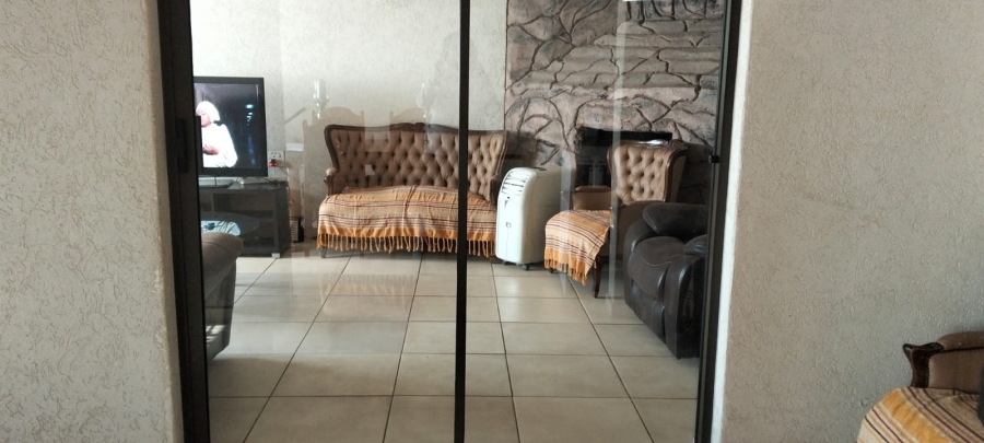 4 Bedroom Property for Sale in Selcourt Gauteng