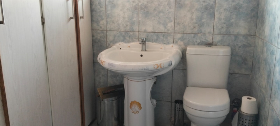 4 Bedroom Property for Sale in Selcourt Gauteng