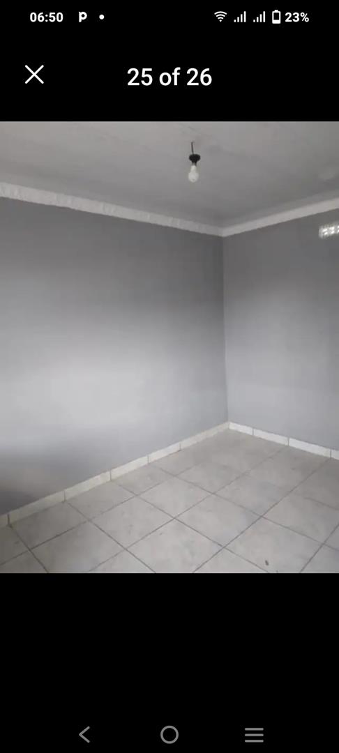 8 Bedroom Property for Sale in Tsakane Gauteng