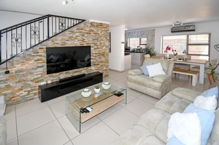 3 Bedroom Property for Sale in North Riding Gauteng