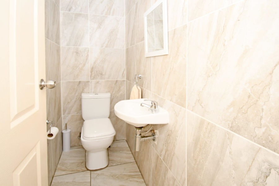 3 Bedroom Property for Sale in North Riding Gauteng