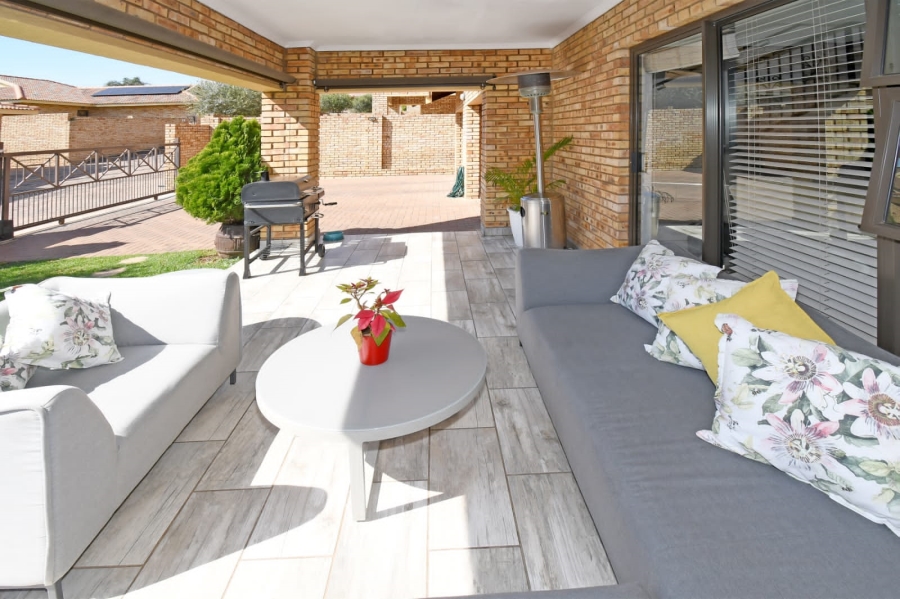 3 Bedroom Property for Sale in North Riding Gauteng
