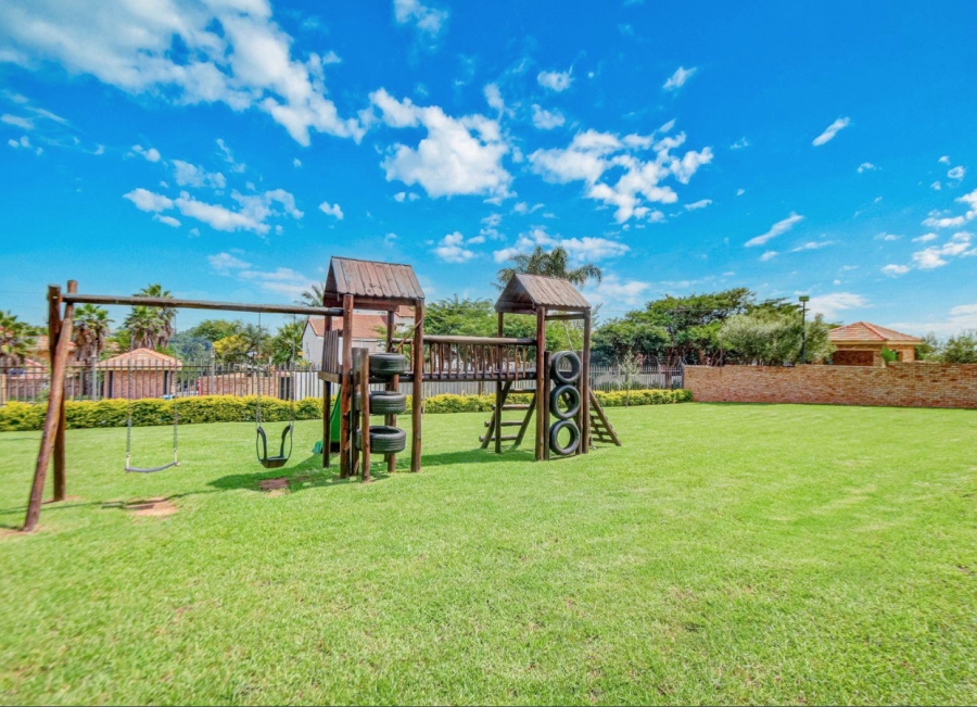 3 Bedroom Property for Sale in North Riding Gauteng