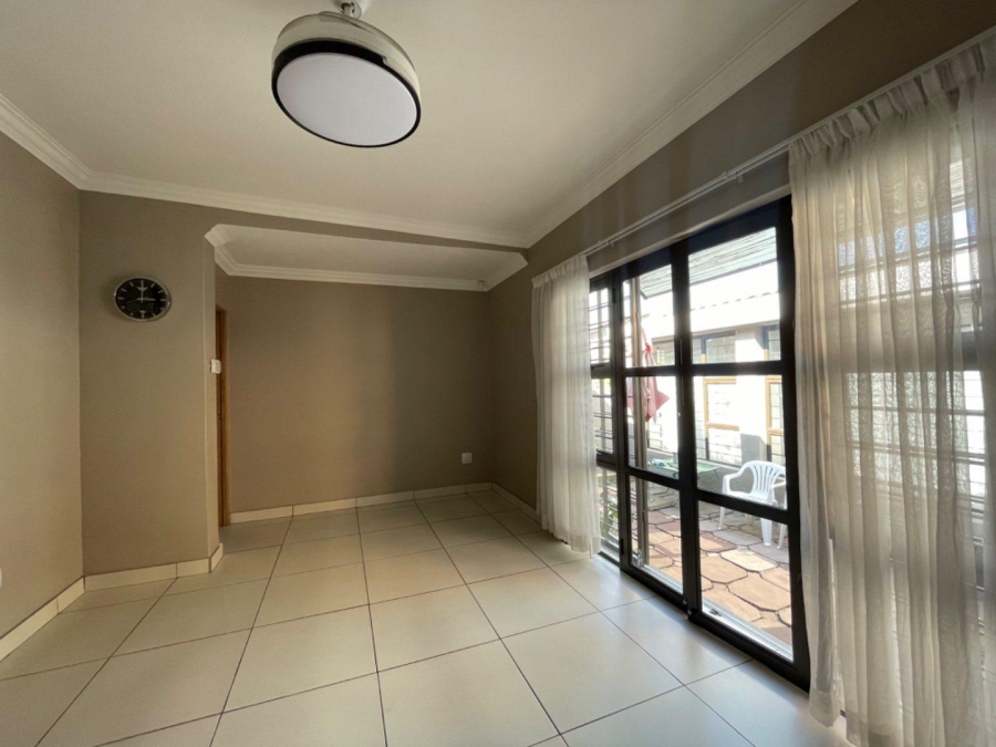 To Let 2 Bedroom Property for Rent in Birchleigh Gauteng