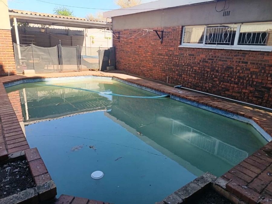 3 Bedroom Property for Sale in Greymont Gauteng