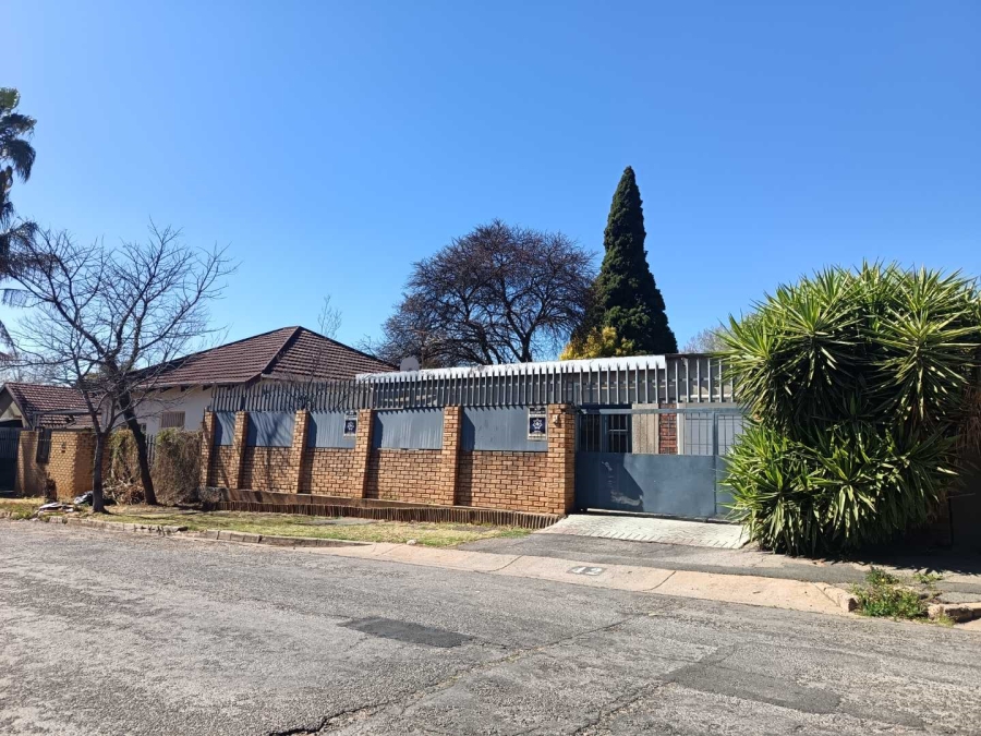3 Bedroom Property for Sale in Greymont Gauteng