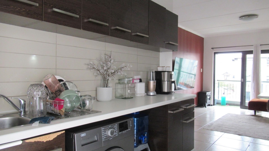 2 Bedroom Property for Sale in Oakdene Gauteng