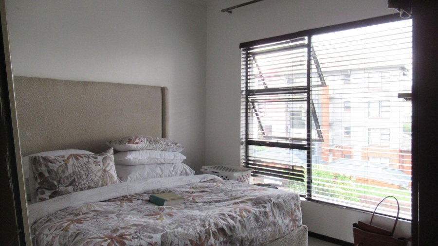 2 Bedroom Property for Sale in Oakdene Gauteng
