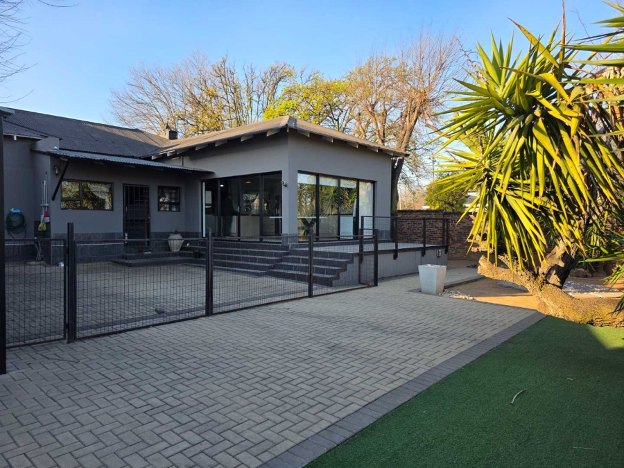 4 Bedroom Property for Sale in Northmead Gauteng