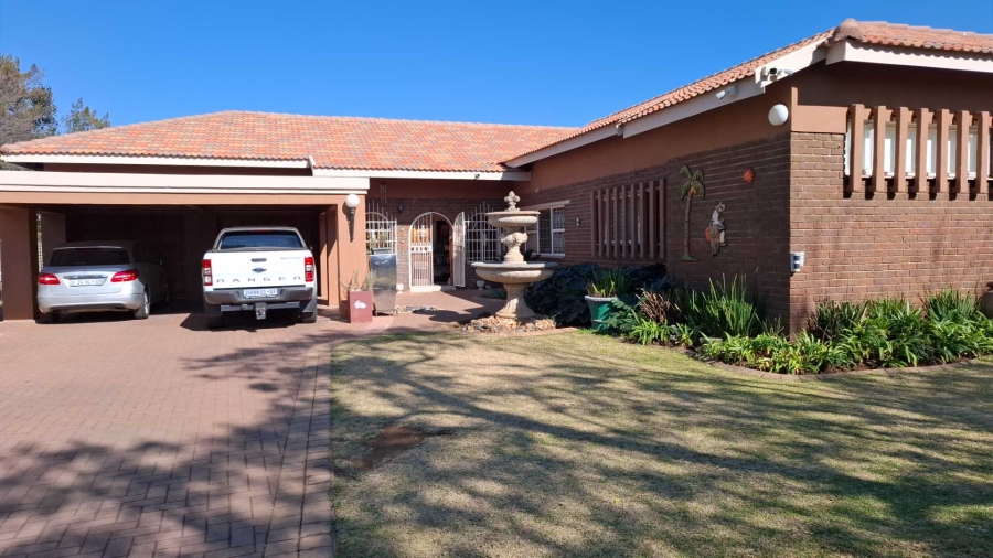 4 Bedroom Property for Sale in Brackenhurst Gauteng
