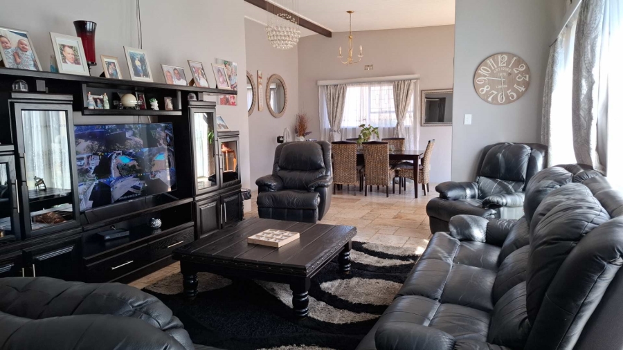 4 Bedroom Property for Sale in Brackenhurst Gauteng