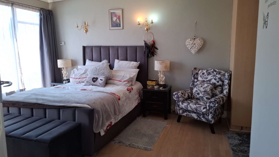 4 Bedroom Property for Sale in Brackenhurst Gauteng